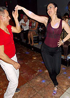 Haz clic para ampliar. Fiesta de baile en el discopub DLuxe, 29 marzo 2015. BAILAFACIL: lo mejor para bailar en Gijón. Copyright © www.bailafacil.es