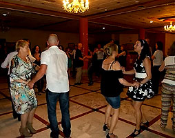 Cena baile fin de curso, hotel Begoña Park, 11 junio 2016. Haz clic para ampliar. BAILAFACIL: lo mejor para bailar en Gijón. Copyright © www.bailafacil.es.