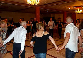 Cena baile fin de curso, hotel Begoña Park, 11 junio 2016. Haz clic para ampliar. BAILAFACIL: lo mejor para bailar en Gijón. Copyright © www.bailafacil.es.