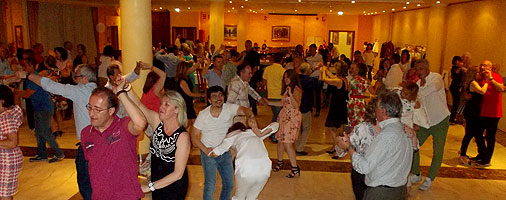 Cena baile fin de curso, hotel Villa de Gijón, 17 junio 2017. Haz clic para ampliar. BAILAFACIL: lo mejor para bailar en Gijón. Copyright © www.bailafacil.es.