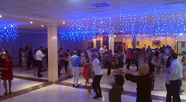 Cena baile fin de curso, hotel Villa de Gijón, 15 junio 2019. Haz clic para ampliar. BAILAFACIL: lo mejor para bailar en Gijón. Copyright © www.bailafacil.es.