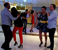 Cena baile fin de curso, hotel Villa de Gijón, 15 junio 2019. Haz clic para ampliar. BAILAFACIL: lo mejor para bailar en Gijón. Copyright © www.bailafacil.es.