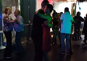 Fiesta BAILAFACIL, 29 noviembre 2025, discopub Na&uacute;tico, Gij&oacute;n. Copyright &copy; www.bailafacil.es. Haz clic para ampliar.