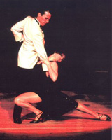 Las poses 'dramáticas' son típicas de ciertas formas de bailar el tango