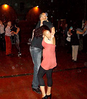 Haz clic para ampliar. III Espicha BAILAFACIL, 21 febrero 2015. BAILAFACIL: lo mejor para bailar en Gijón. Copyright © www.bailafacil.es