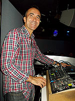 Fiesta baile en discoteca Otto, 7 noviembre 2015. BAILAFACIL: lo mejor para bailar en Gijón. Haz clic para ampliar. Copyright © www.bailafacil.es.