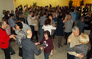 IV Espicha BAILAFACIL, 27 febrero 2016. BAILAFACIL: lo mejor para bailar en Gijón. Haz clic para ampliar. Copyright © www.bailafacil.es.