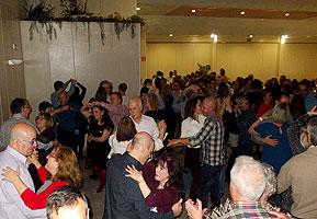 IV Espicha BAILAFACIL, 27 febrero 2016. BAILAFACIL: lo mejor para bailar en Gijón. Haz clic para ampliar. Copyright © www.bailafacil.es.
