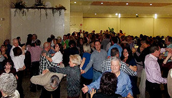 IV Espicha BAILAFACIL, 27 febrero 2016. BAILAFACIL: lo mejor para bailar en Gijón. Haz clic para ampliar. Copyright © www.bailafacil.es.