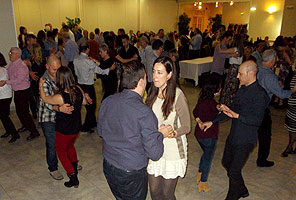 IV Espicha BAILAFACIL, 27 febrero 2016. BAILAFACIL: lo mejor para bailar en Gijón. Haz clic para ampliar. Copyright © www.bailafacil.es.