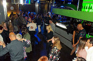Fiesta BAILAFACIL, 17 noviembre 2018, discopub Naútico, Gijón. Copyright © www.bailafacil.es. Haz clic para ampliar.