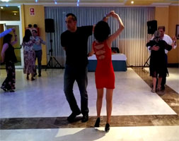 Cena baile fin de curso, hotel Villa de Gijón, 15 junio 2019. Haz clic para ampliar. BAILAFACIL: lo mejor para bailar en Gijón. Copyright © www.bailafacil.es.