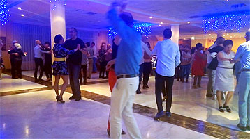 Cena baile fin de curso, hotel Villa de Gijón, 15 junio 2019. Haz clic para ampliar. BAILAFACIL: lo mejor para bailar en Gijón. Copyright © www.bailafacil.es.