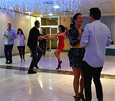 Cena baile fin de curso, hotel Villa de Gijón, 15 junio 2019. Haz clic para ampliar. BAILAFACIL: lo mejor para bailar en Gijón. Copyright © www.bailafacil.es.