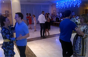Cena baile fin de curso, hotel Villa de Gijón, 15 junio 2019. Haz clic para ampliar. BAILAFACIL: lo mejor para bailar en Gijón. Copyright © www.bailafacil.es.