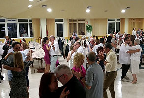 Cena fin de curso BAILAFACIL 2024, Las Peñas, Gijón, 15 junio 2024. Copyright © www.bailafacil.es. Haz clic para ampliar.