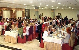 Imagen del salón del hotel Begoña Park donde celebramos nuestra cena fin de curso 2011. BAILAFACIL: lo mejor para bailar en Gijn.