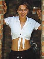 Emma en 2001, antes de que el baile y la vida nocturna la echaran a perder. Haz clic para ampliar. Copyright © www.bailafacil.es