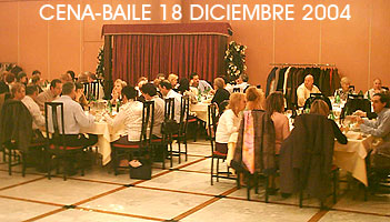 Ver el reportaje fotográfico de la cena-baile del 18 de diciembre de 2004