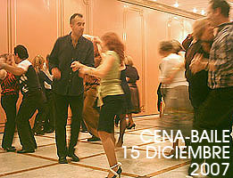 Ver el reportaje fotográfico de la CENA-BAILE del 15 de diciembre de 2007